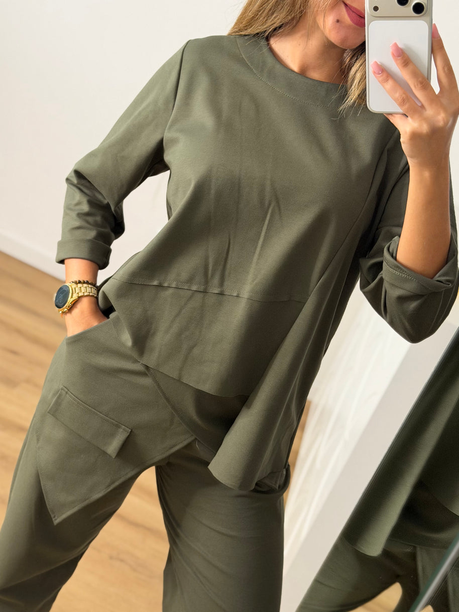Conjunto com calça assimétrica | verde kaki