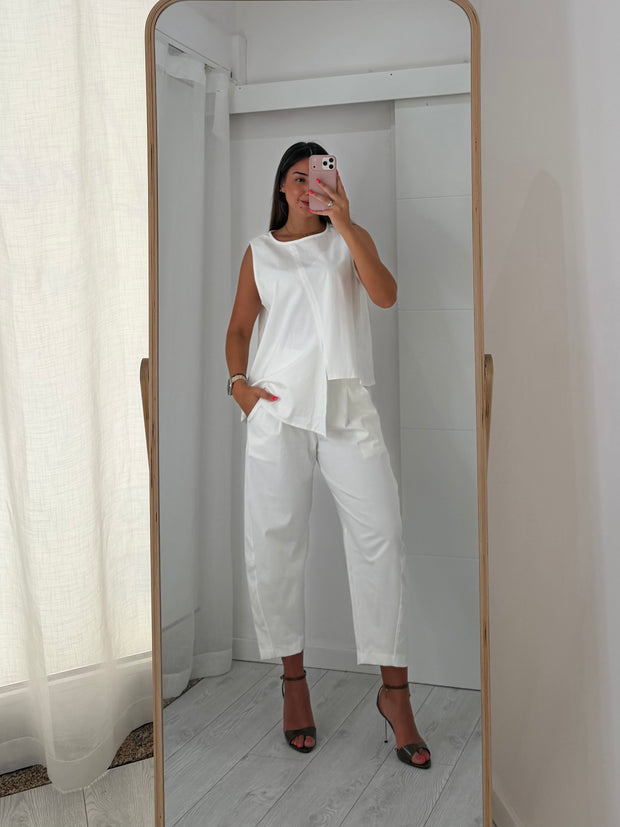 Conjunto Assimétrico branco