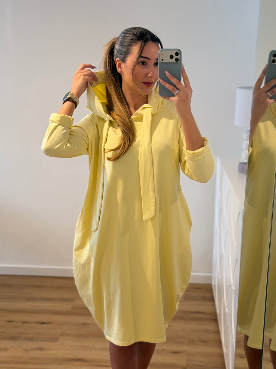 Vestido com bolsos - amarelo