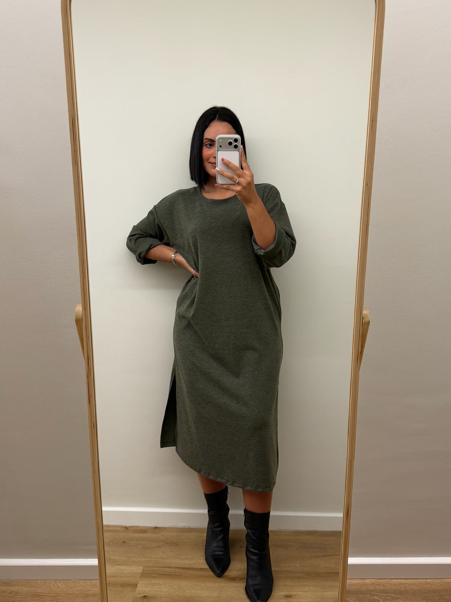 Vestido basic | com bolsos