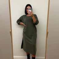 Vestido basic | com bolsos