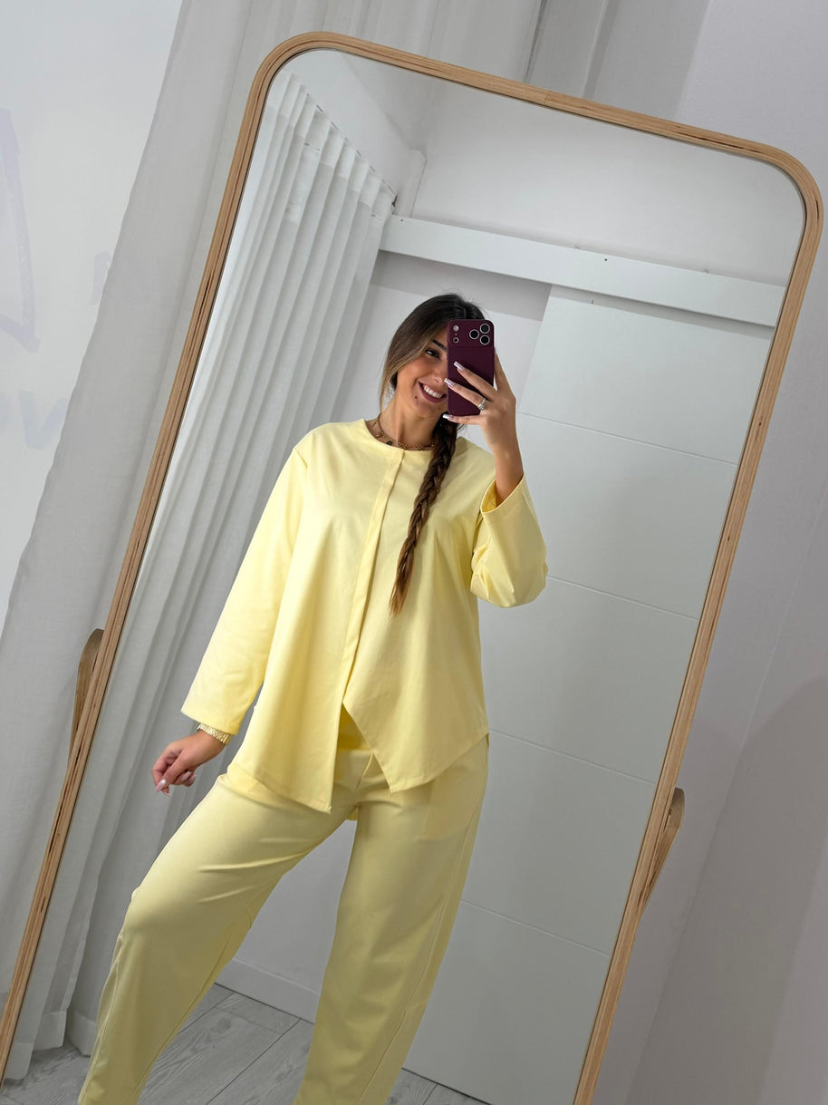 Conjunto Assimétrico Amarelo - manga comprida