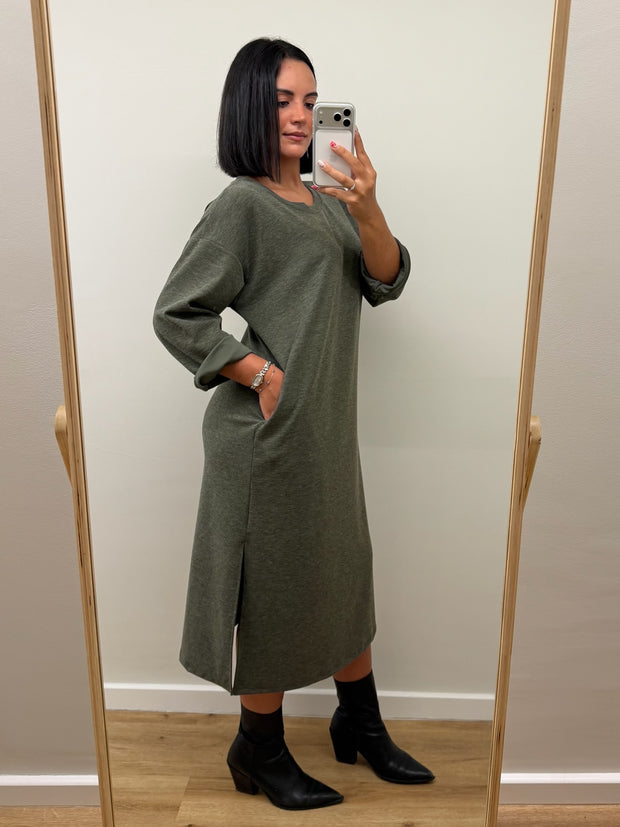 Vestido basic | com bolsos