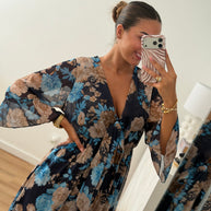 Vestido floral e folhos - azul