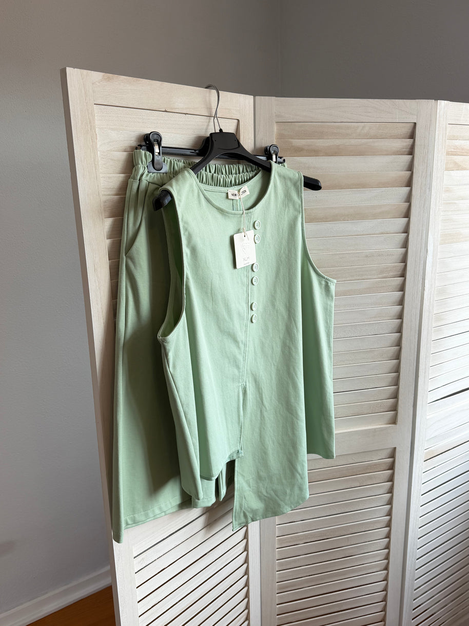 Conjunto com calção verde água