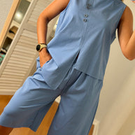 Conjunto com calção azul denim