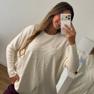 Camisola branca com brilhantes