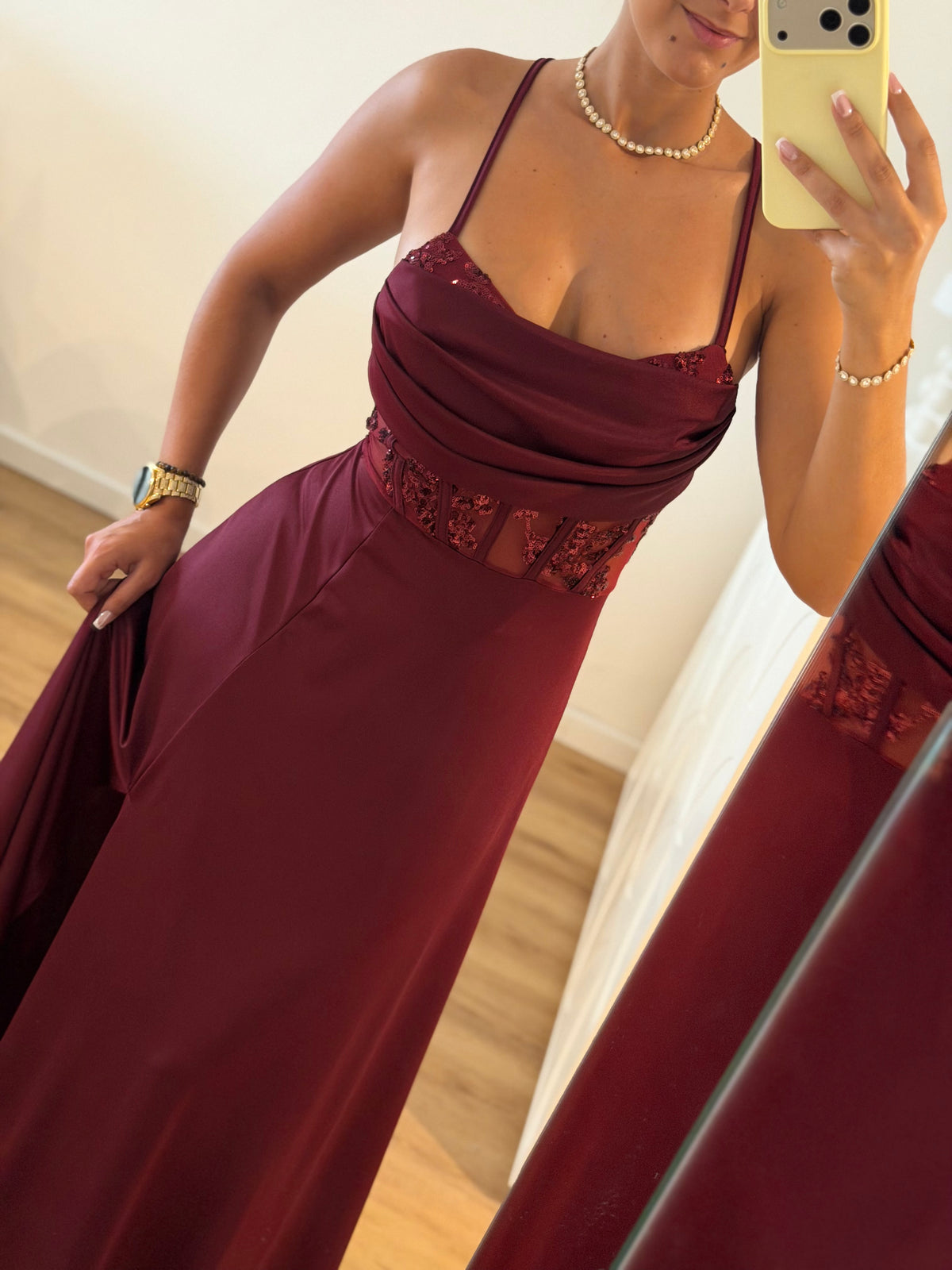 Vestido Elegance estilo corpete - bordô