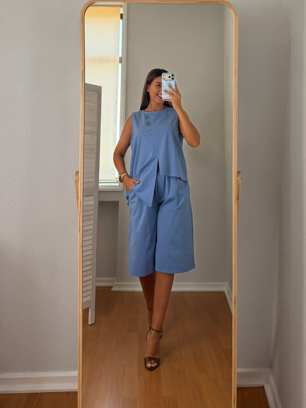 Conjunto com calção azul denim