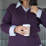 Camisola bordeaux com camisa inclusa