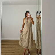 Vestido rendado com forro - bege