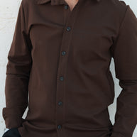 Homem | Camisa castanha - toque macio