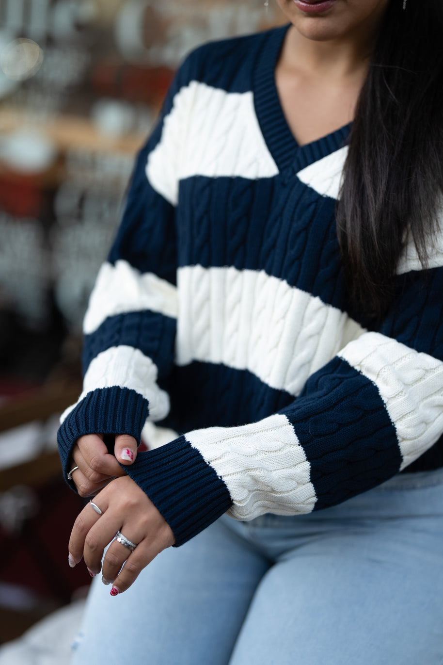 Camisola com entrelaçado | azul marinho