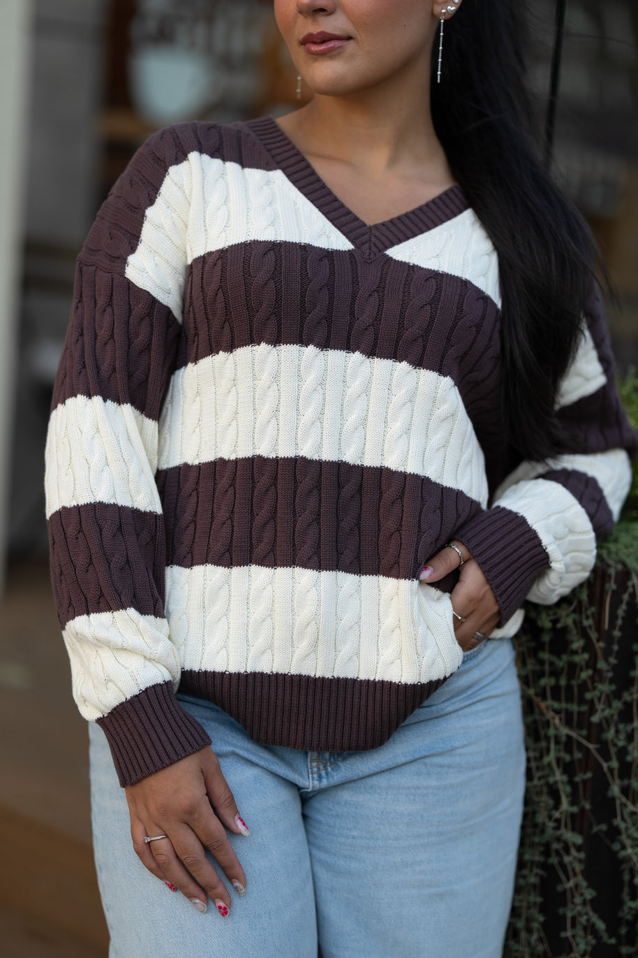 Camisola com entrelaçado | castanho