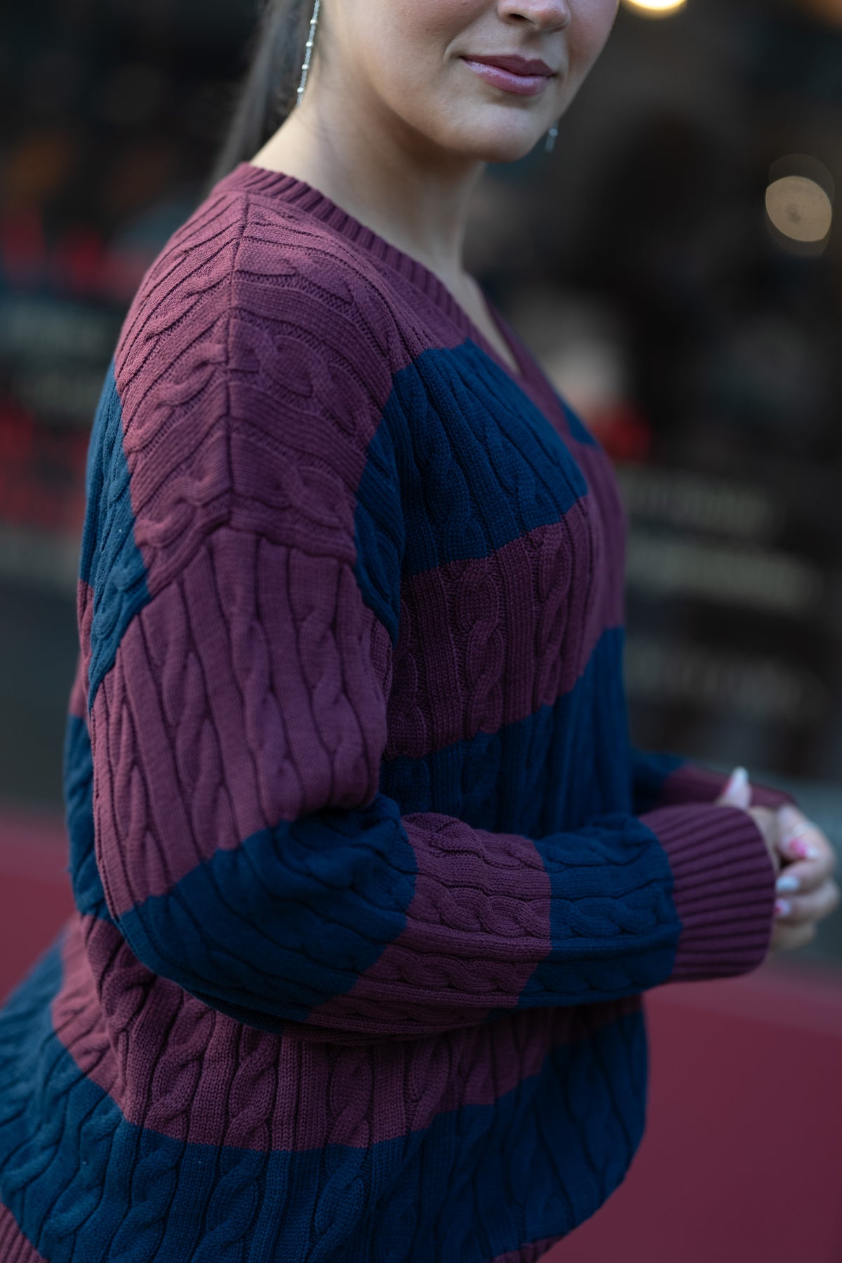 Camisola com entrelaçado | bordeaux