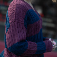 Camisola com entrelaçado | bordeaux