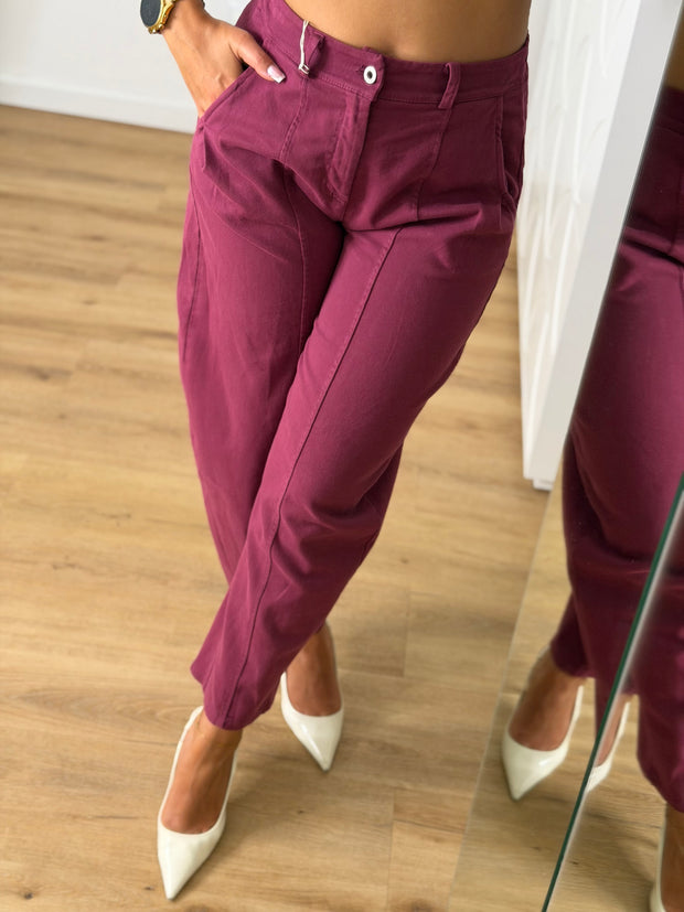 Calça com cintura elástica bordeaux