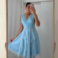 Vestido com costas rendadas