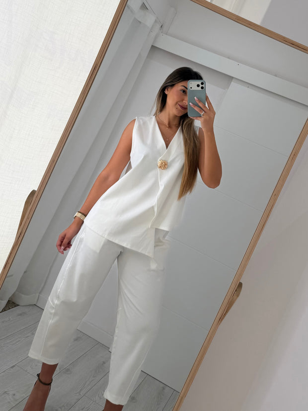 Conjunto assimétrico - com botão - branco