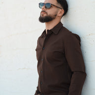 Homem | Camisa castanha - toque macio