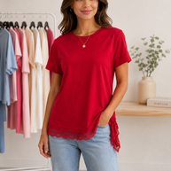 Blusa assimétrica com renda