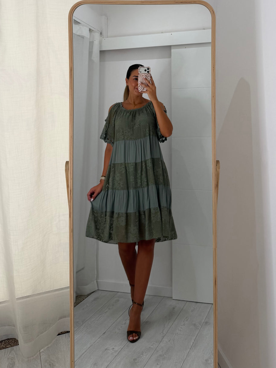 Vestido bordado - verde