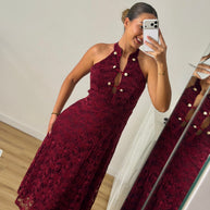 Vestido rendado bordeaux