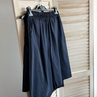 Conjunto com calção azul marinho