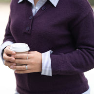 Camisola bordeaux com camisa inclusa