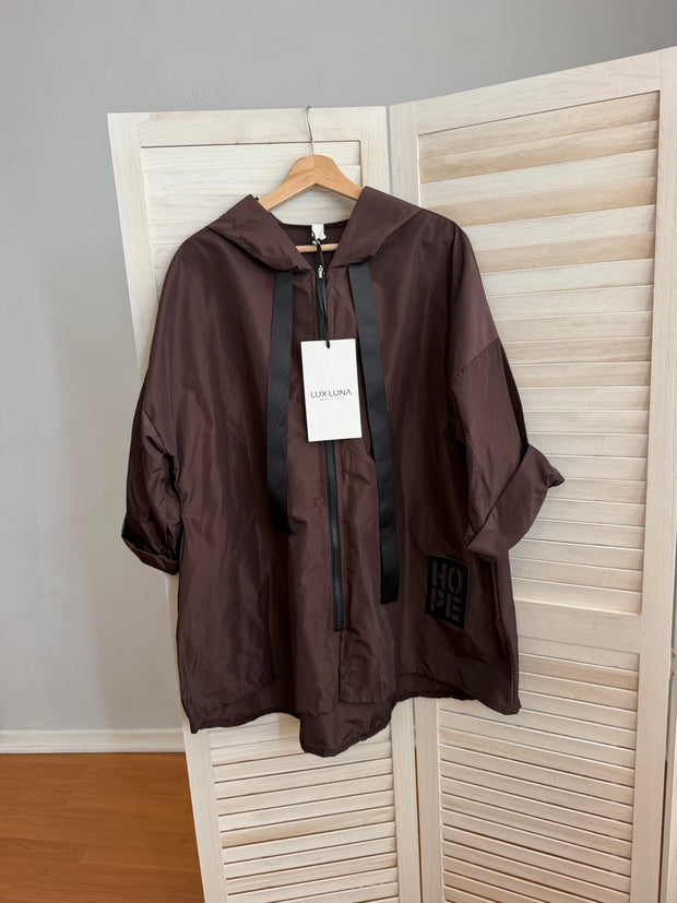 Parka curta castanho chocolate