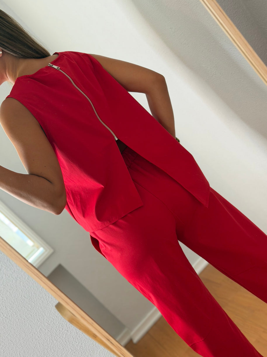 Conjunto assimétrico vermelho