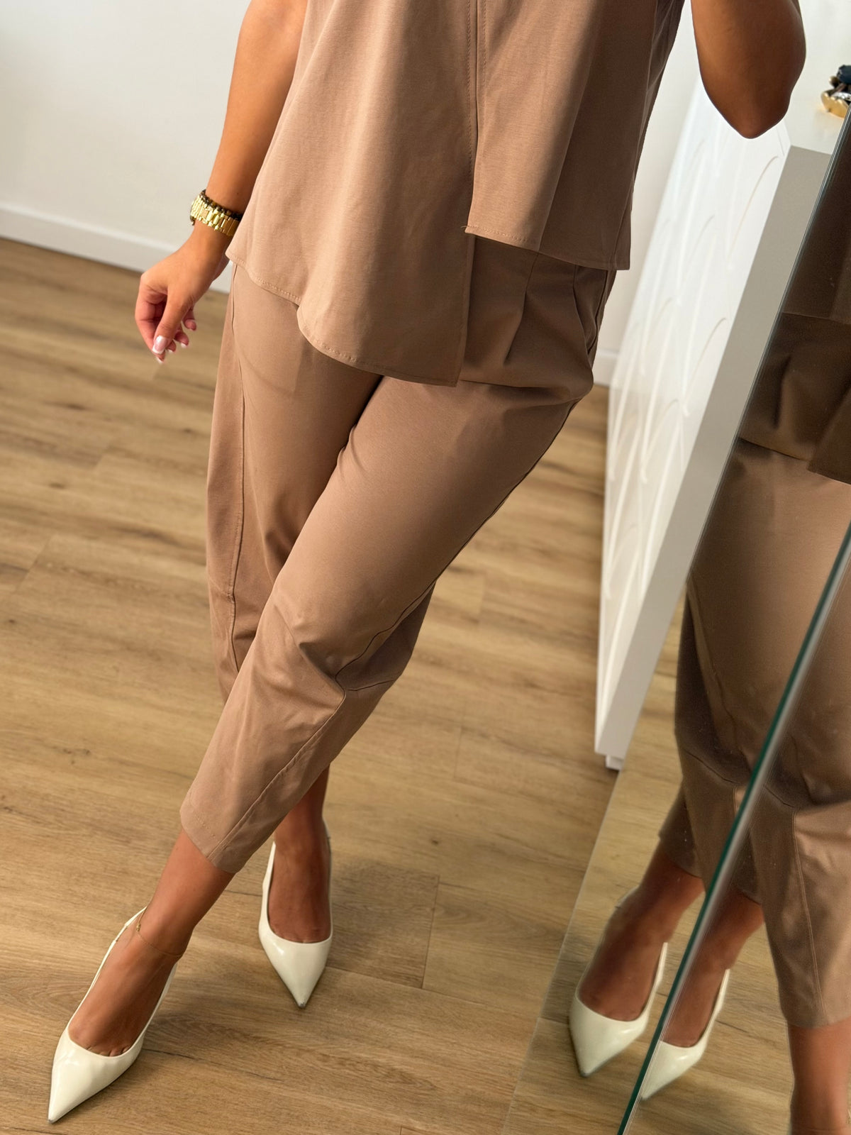 Conjunto Assimétrico Camel