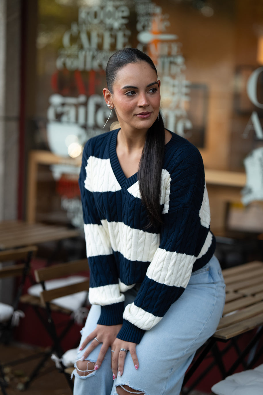 Camisola com entrelaçado | azul marinho