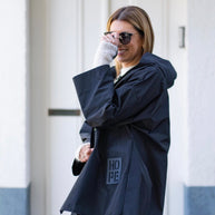 Parka Curta Preta
