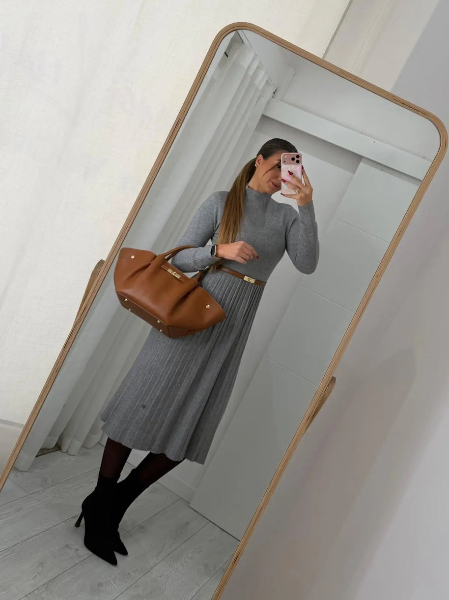 Vestido Cinzento Malha Plissado