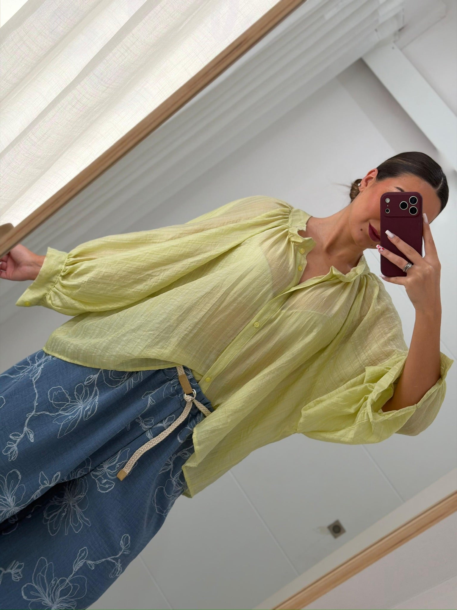 Blusa fluida verde limão